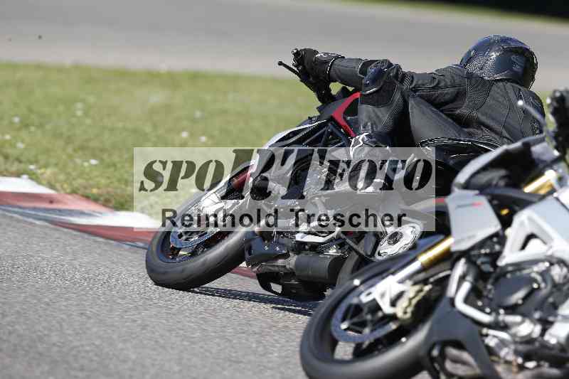 /44 09.08.2025 Plüss Moto Sport ADR/Einsteiger/54